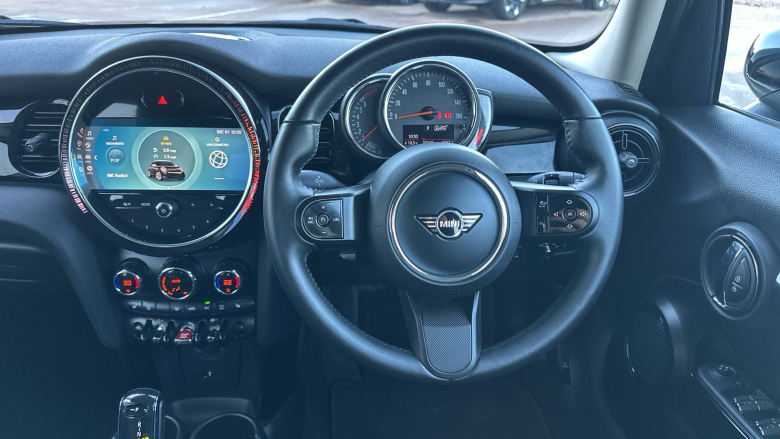 MINI Hatchback 1.5 Cooper Classic 5dr Auto Petrol Hatchback